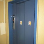 エレベーター(外観)