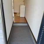 (玄関)